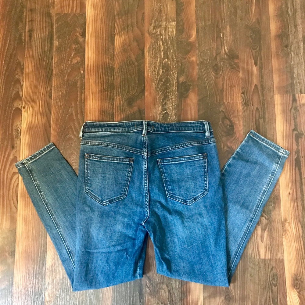 Free people skinny jean size 29